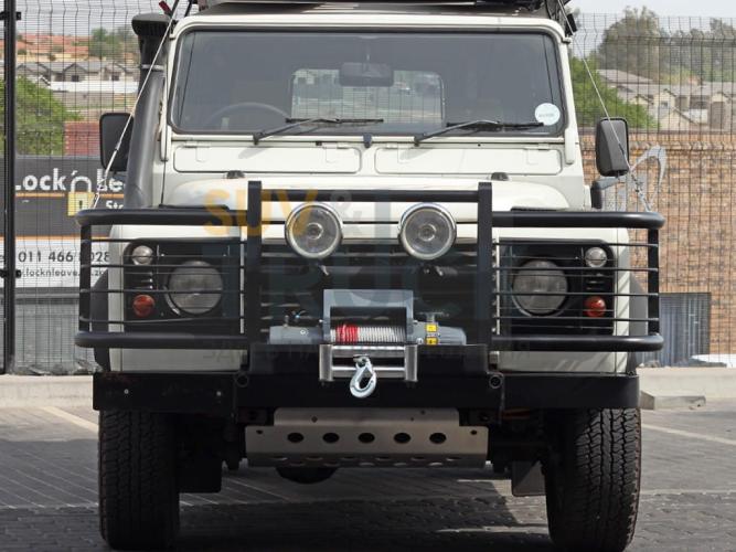 Land Rover Defender Front Bumper - by Front Runner
