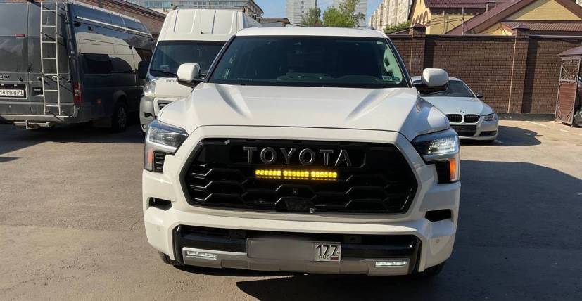 Toyota Sequoia: как из Limited мы сделали TRD PRO