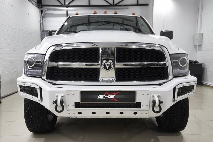 Передний силовой бампер BMS Alfa для Dodge Ram 2009-18, полимерное покрытие + цинкование