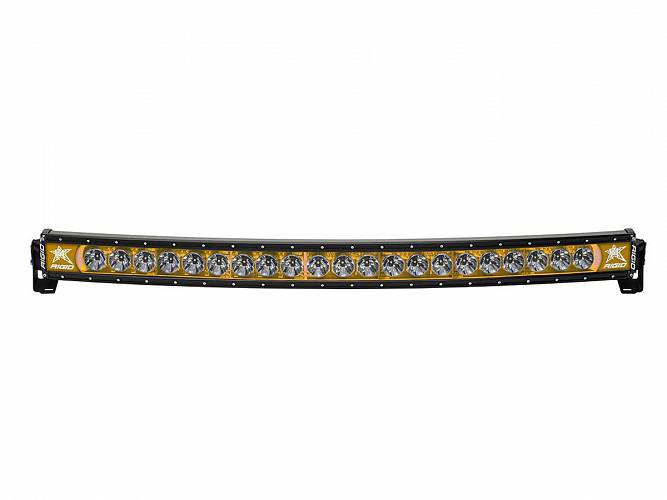 Изогнутая LED-фара RIGID Radiance Curved 40″ с желтой подсветкой