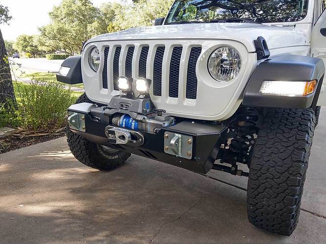 Бампер передния для Jeep Wranler JL алюминиевый от GenRight