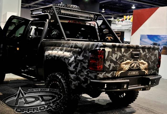 Задний бампер серии Dimple "R" Chevrolet Silverado 1500 2014–17
