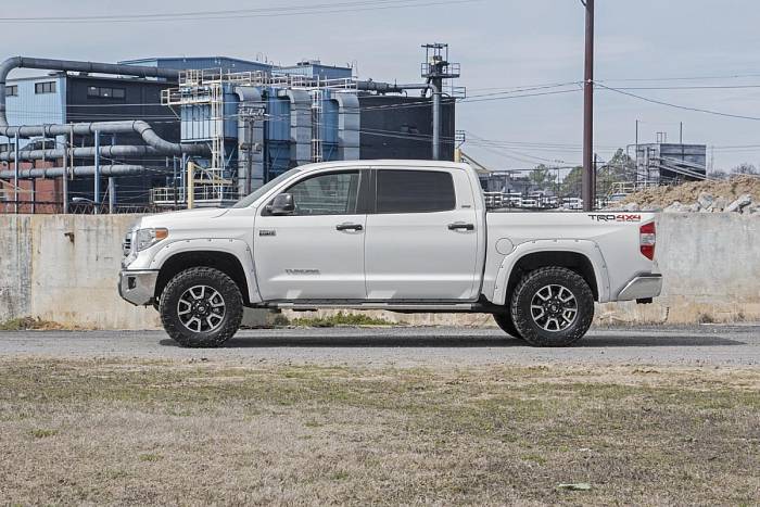 Выравнивающий комплект 2,5 -3.0'' для Toyota Tundra 4WD 2007-21